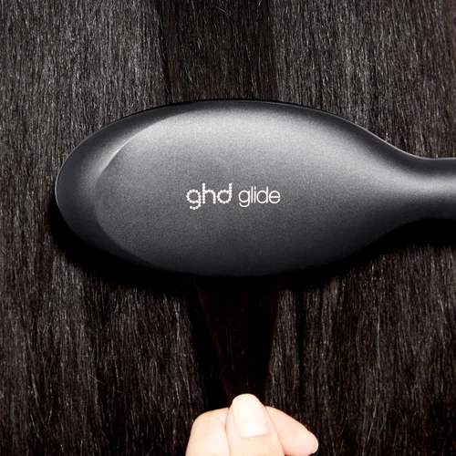 ghd Glide Smoothing Hot Brush Image 3