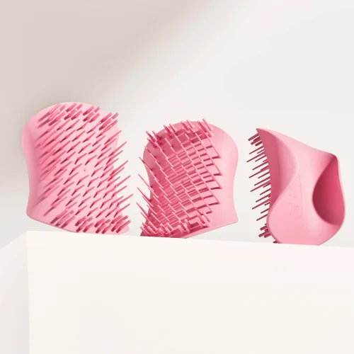 Tangle Teezer The Scalp Exfoliator and Massager - Pretty Pink Image 4